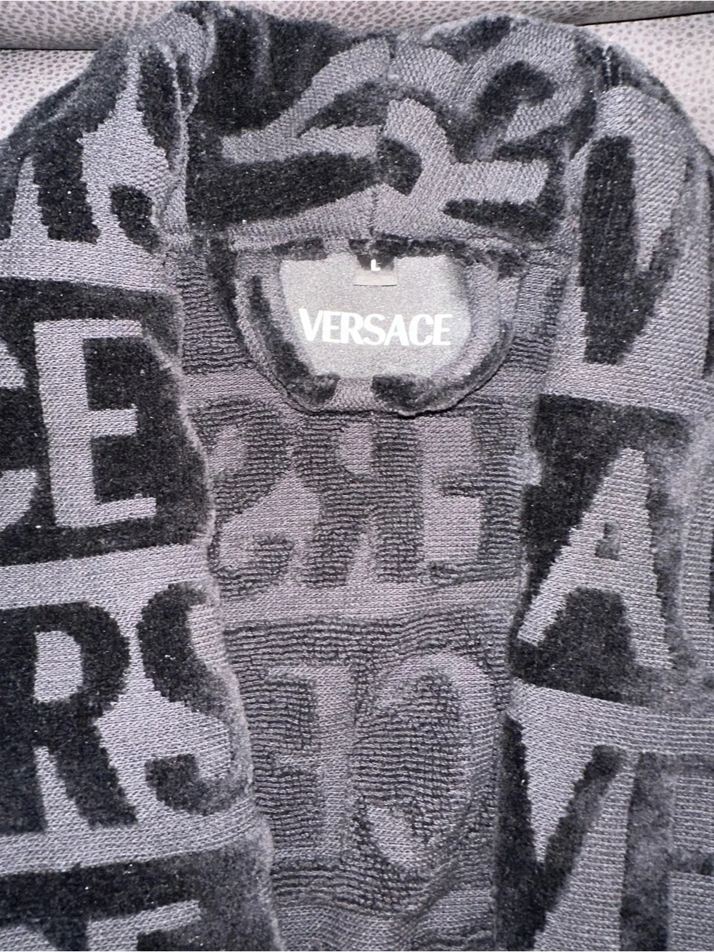 Versace Black and Gold Baroque Logo Kimono Robe - Picture 7 of 7